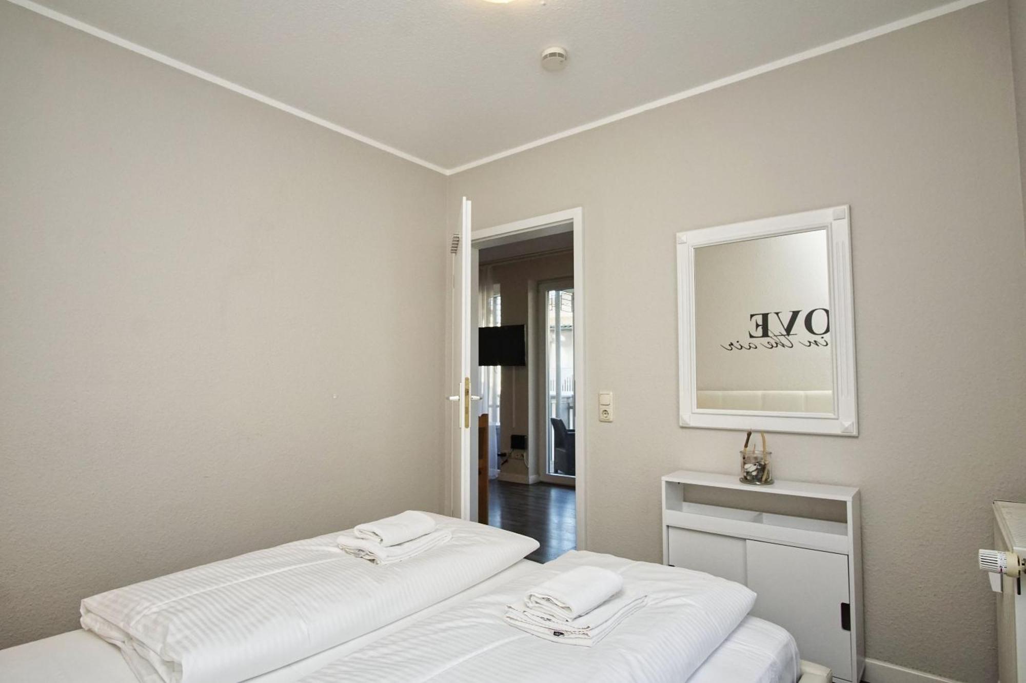 Zentrale Fewo Mit Balkon, Gratis Nutzung Vom Ahoi Erlebnisbad Und Sauna In Sellin - Villa Buskam Fewo 27 Герен Екстер'єр фото