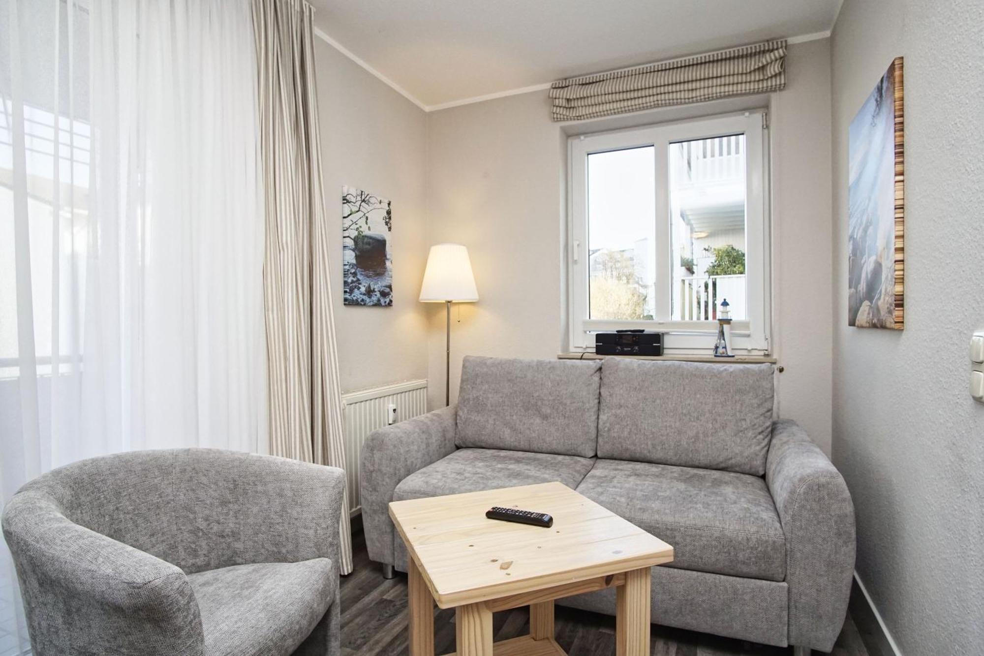 Zentrale Fewo Mit Balkon, Gratis Nutzung Vom Ahoi Erlebnisbad Und Sauna In Sellin - Villa Buskam Fewo 27 Герен Екстер'єр фото