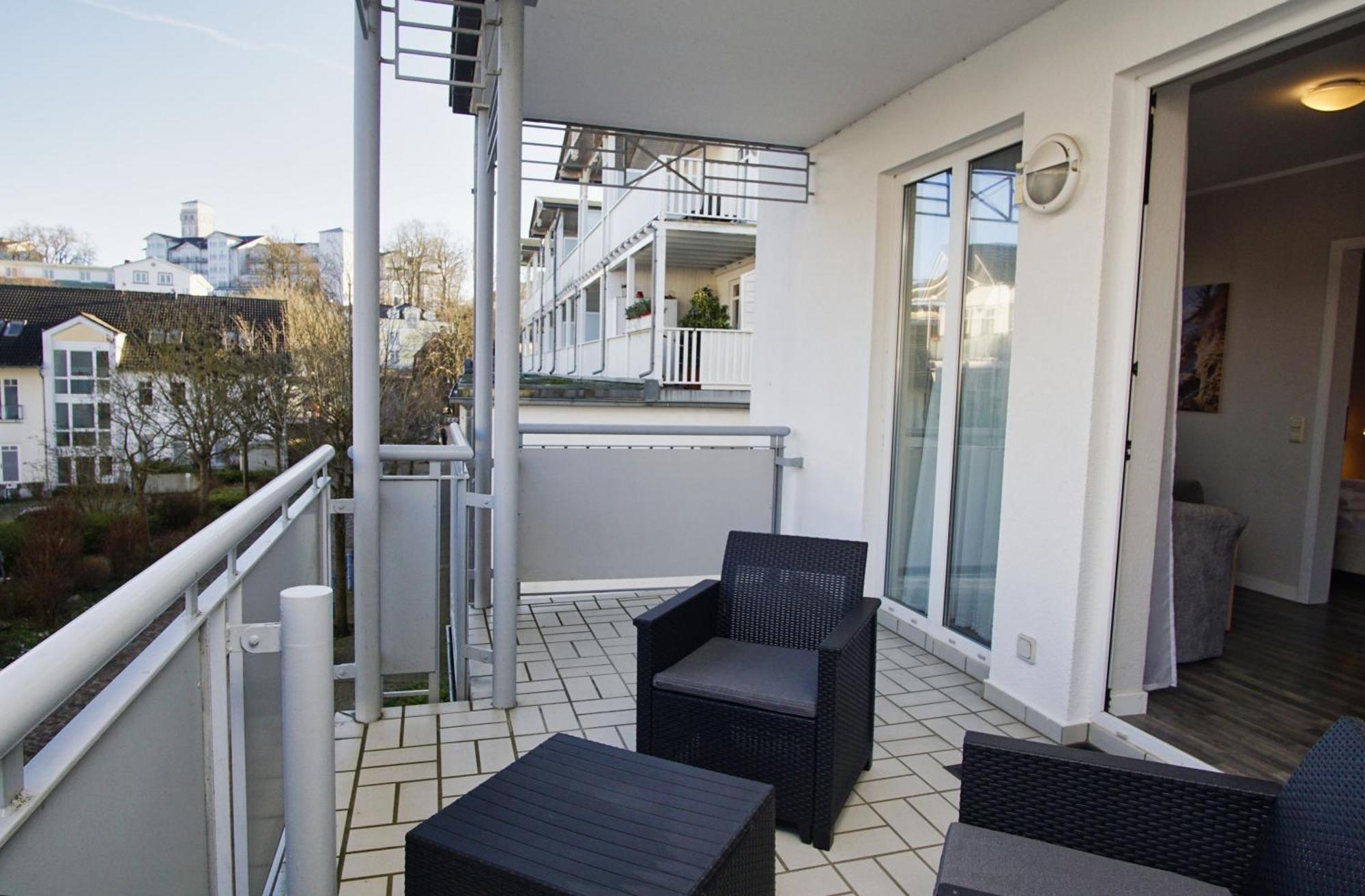 Zentrale Fewo Mit Balkon, Gratis Nutzung Vom Ahoi Erlebnisbad Und Sauna In Sellin - Villa Buskam Fewo 27 Герен Екстер'єр фото